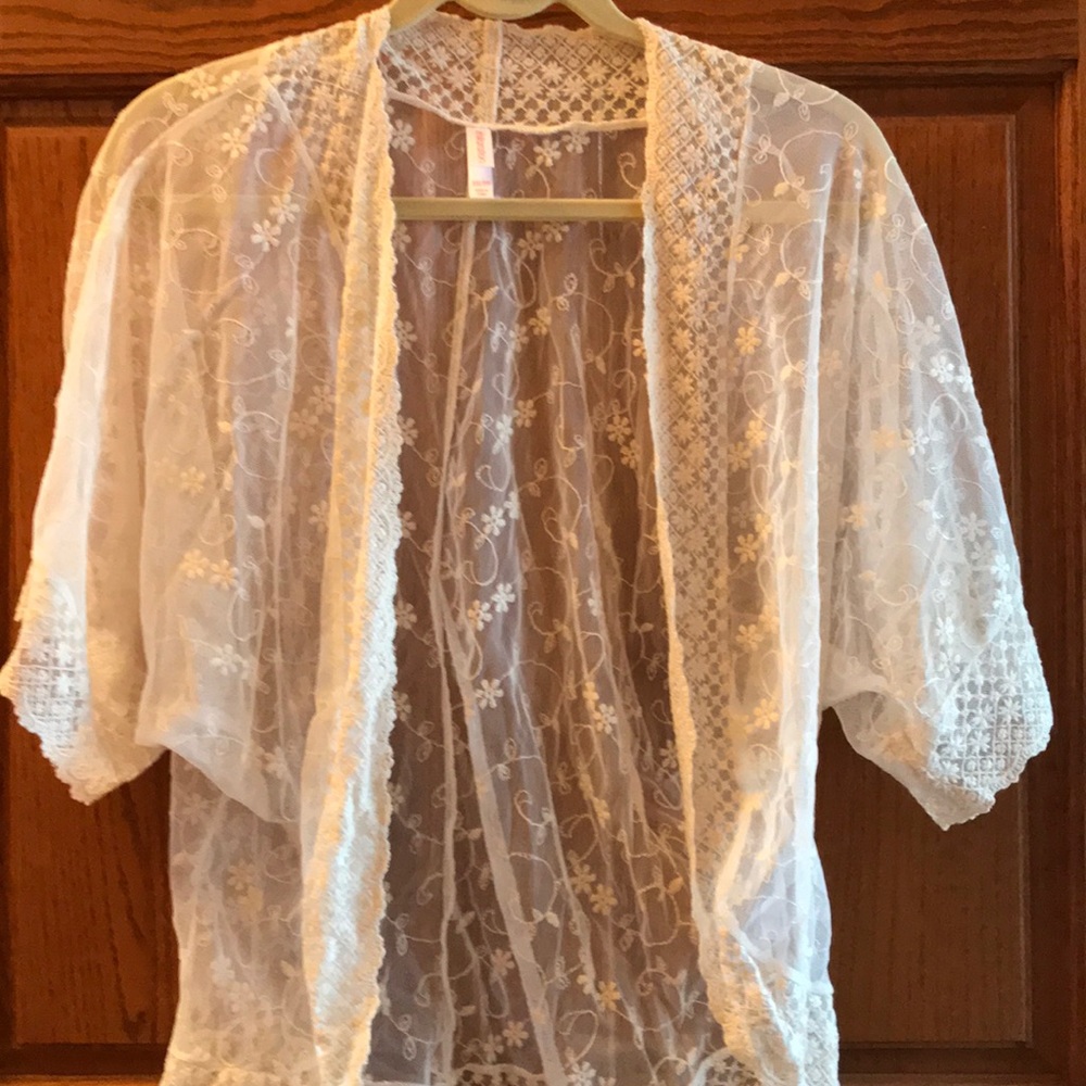 See through detailed shawl